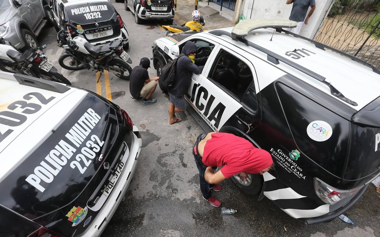 PM do Ceará invade casa e mata adolescente de 13 anos