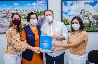Plano Municipal de Saúde é apresentado ao prefeito Luciano Barbosa
