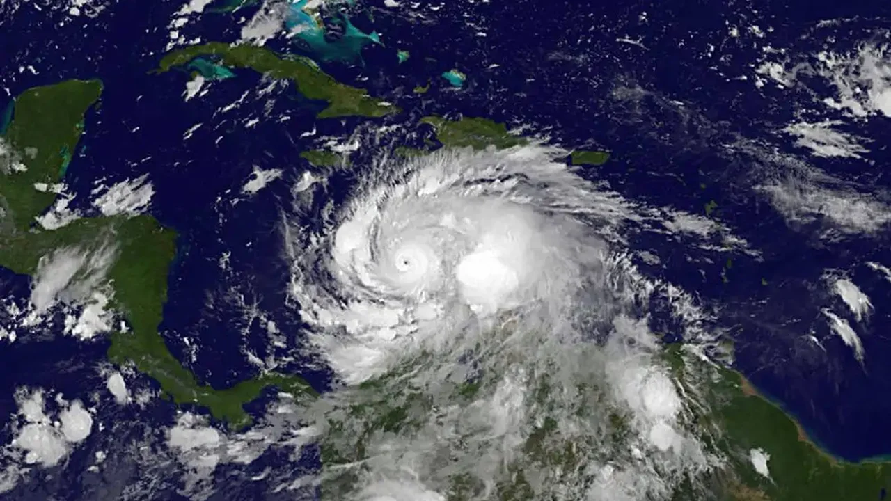 Na Carolina do Norte, vale segue quase incomunicável uma semana após furacão Helene
