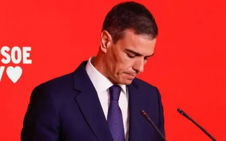 'Quando há um retrocesso na democracia, surge um Hitler', diz Lula em encontro com Pedro Sánchez