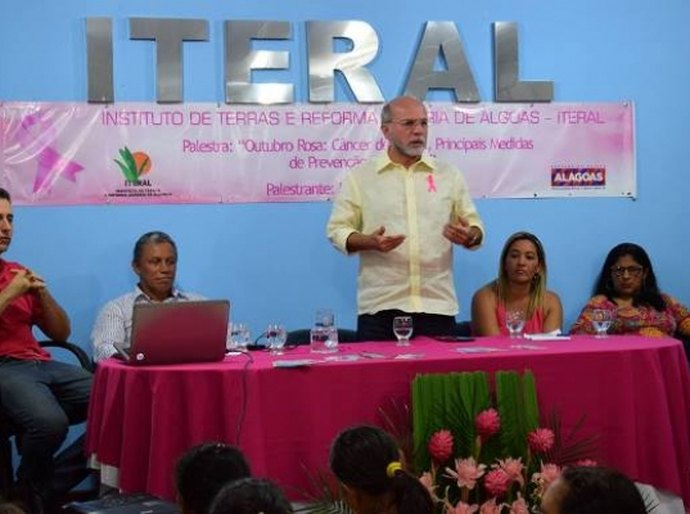 Iteral promove palestra para prevenir o câncer de mama