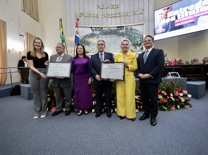 Fátima Canuto prestigia entrega dos títulos de Cidadão Honorário de AL ao médico Renato Rezende e ao desembargador Orlando Rocha
