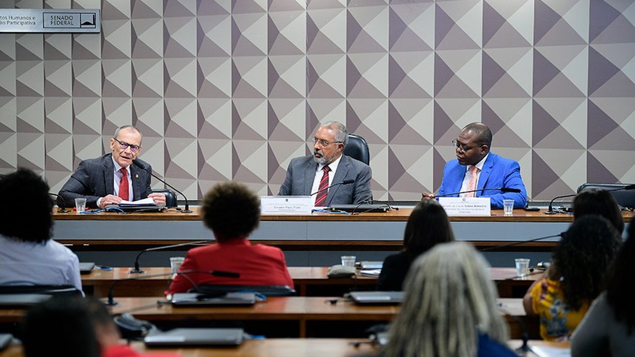 Silvio Almeida quer recriar Comissão sobre Mortos e Desaparecidos Políticos