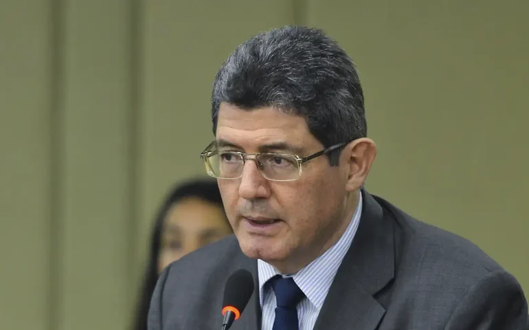 Não há nenhuma indicação de que fiscal vai sair do controle ano que vem, diz Joaquim Levy