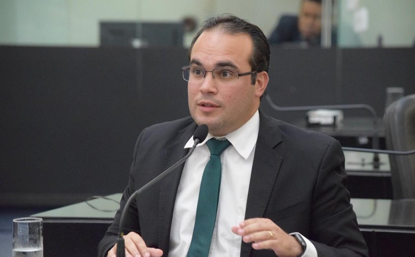 Davi Maia informa sobre vista do presidente do Senado a Alagoas