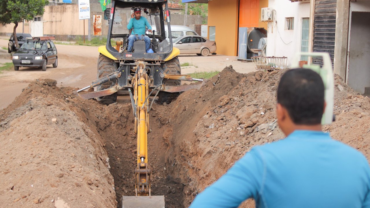 Rua da Vila Emater começa a receber obra de drenagem
