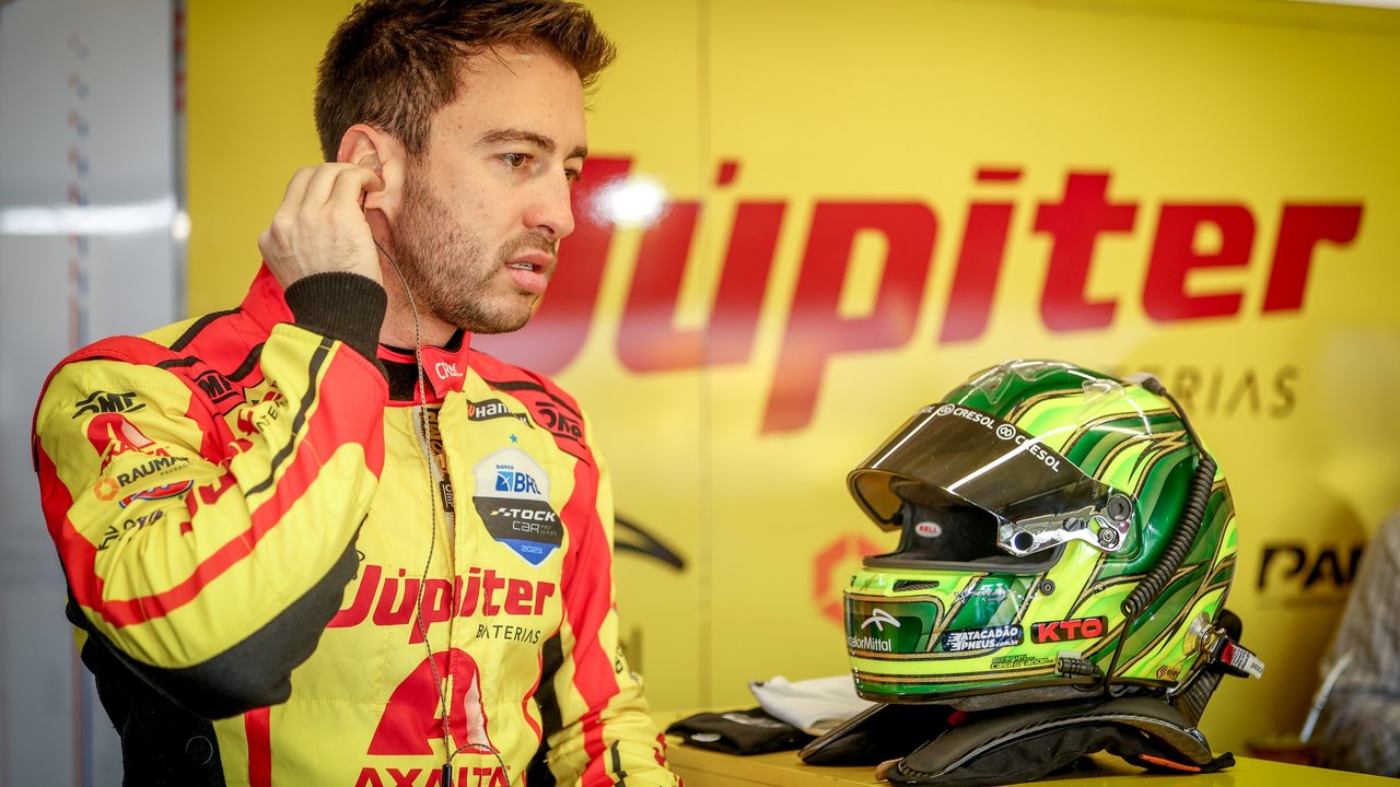Casagrande conta com azar de Daniel Serra e reassume a liderança do campeonato da Stock Car