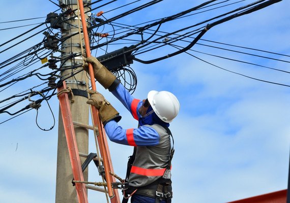 SIPE esclarece procedimento para ligação provisória de energia em Penedo