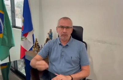Durante festa da emancipação de Chã Preta, prefeito destaca avanços de seu governo