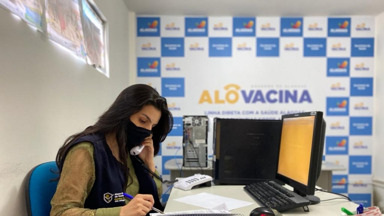 Covid-19: Alô Vacina já foi acionado por quase 8 mil alagoanos