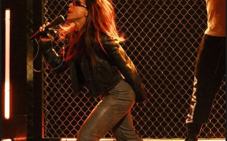 Anitta leva Funk carioca para os palcos do 'The Voice' dos Estados Unidos