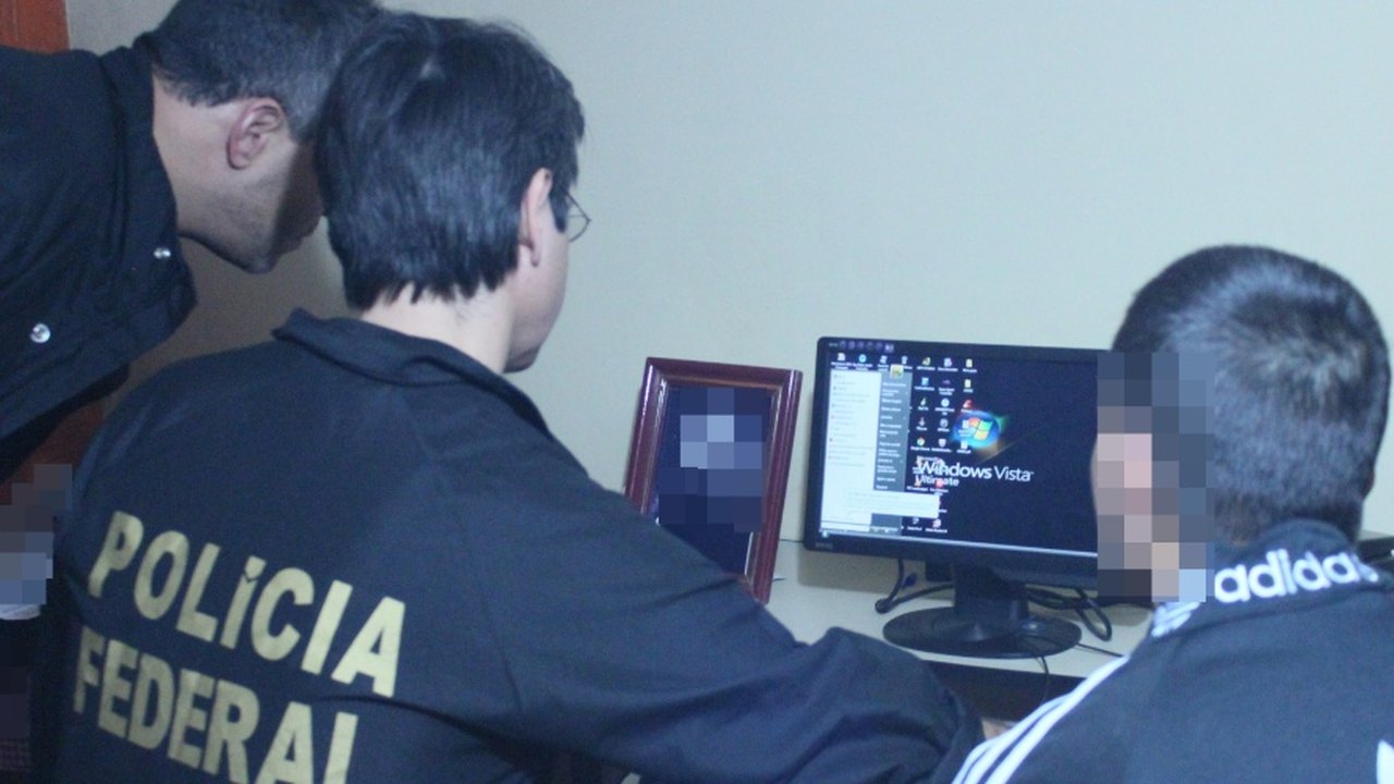 PF deflagra operação de combate a crimes de difusão de pornografia pela internet