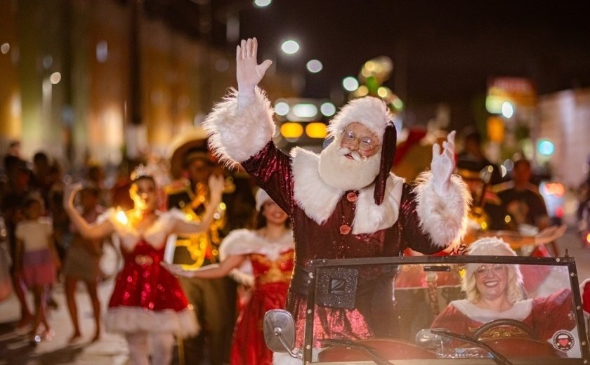 Desfile Natal de Todos Nós acontece nesta segunda (22) em Jaraguá