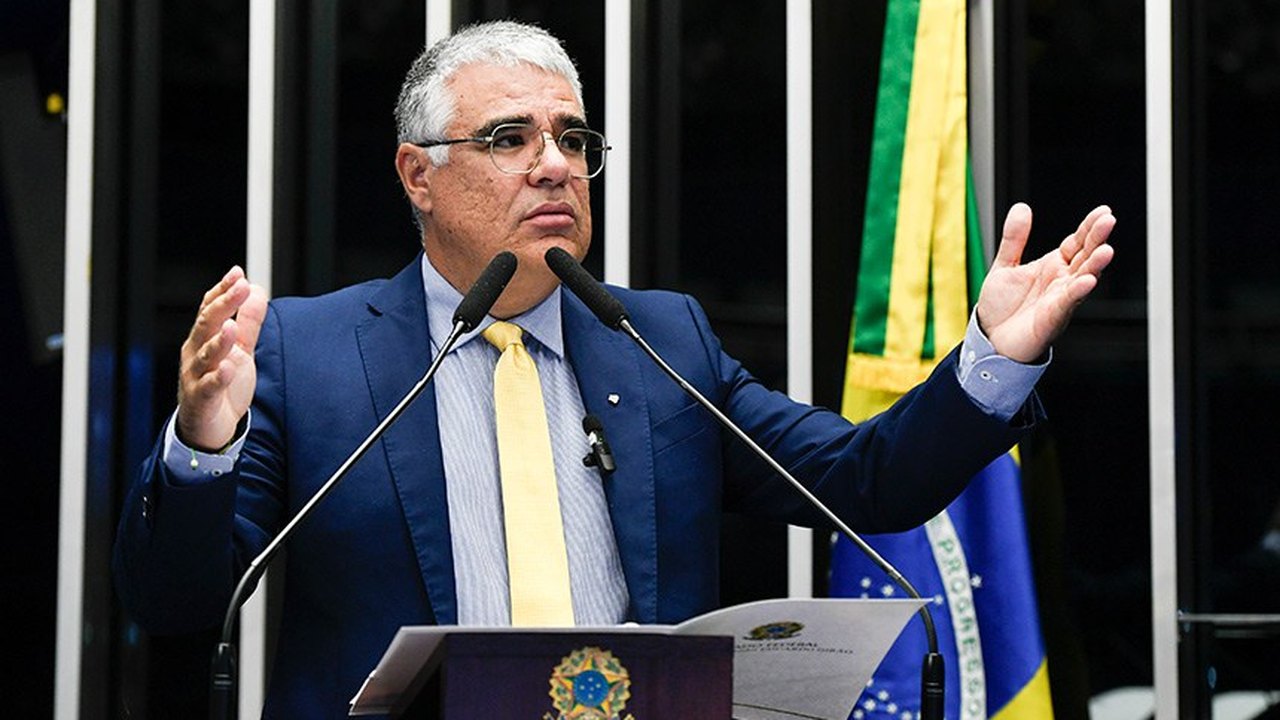 Girão manifesta preocupação com censura no Brasil