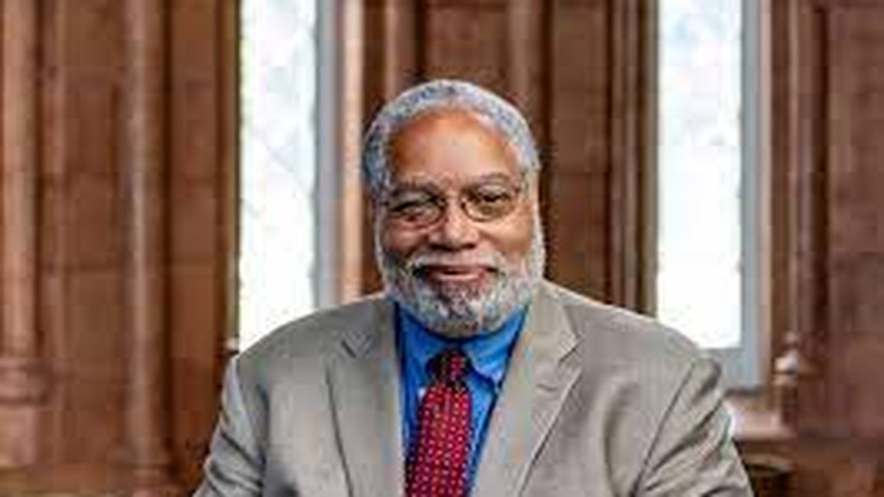 ‘No Brasil e nos EUA, a escravidão está conosco todos os dias’, diz primeiro diretor negro do Instituto Smithsonian