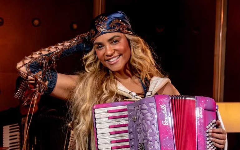 Lucy Alves assina contrato com a Luan Promoções e inicia nova fase na carreira