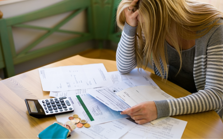 Pesquisa revela que 70% dos consumidores estão endividados