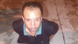 suspeito de roubar arma do policial