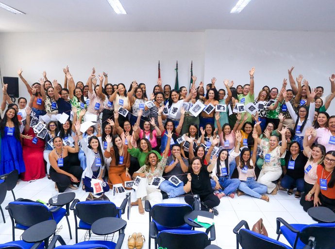 Unicria capacita mais de 10 mil servidores em saúde, educação e assistência social