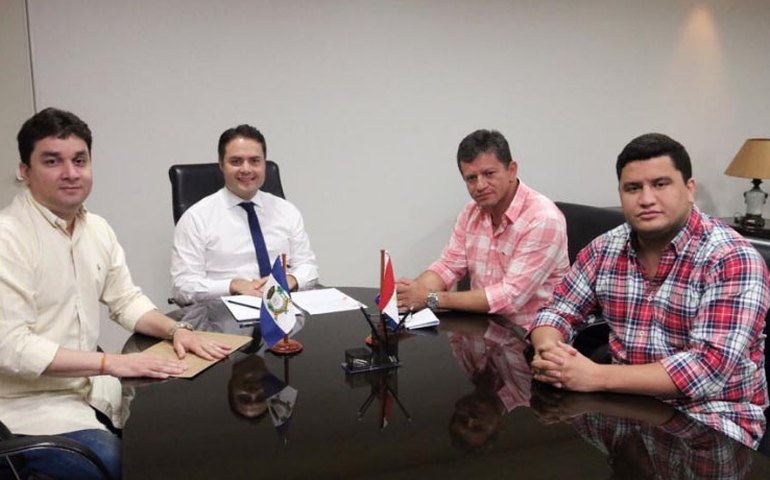 Governador faz parceria com Henrique Madeira para abrir UPA em Maragogi