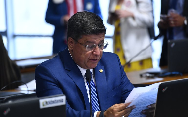 Comissão aprova cotas para vítimas de violência nos institutos federais e Sistema S