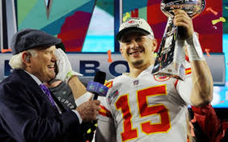 Patrick Mahomes testemunha golaço de Messi em vitória do Inter Miami na MLS