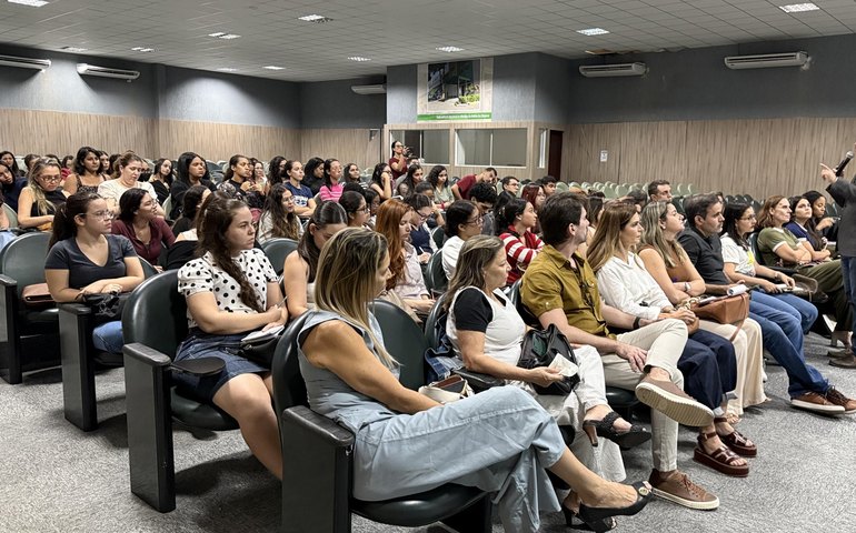 Fisioterapeutas participam de atualização sobre ventilação mecânica avançada em neonatologia e pediatria