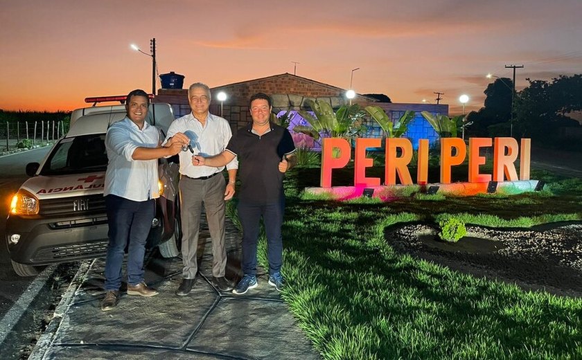 Deputado Galba Novaes entrega ambulância 0km ao distrito Peri Peri em Boca da Mata