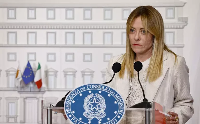 Itália se solidariza com povo do Irã e pede redução de tensões