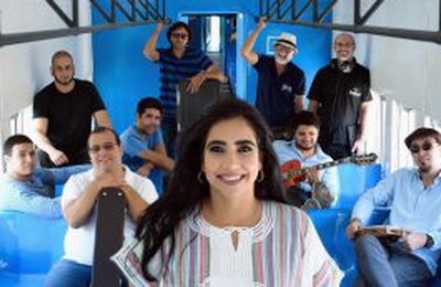 Irina Costa se apresenta nesta quarta-feira no Teatro Deodoro