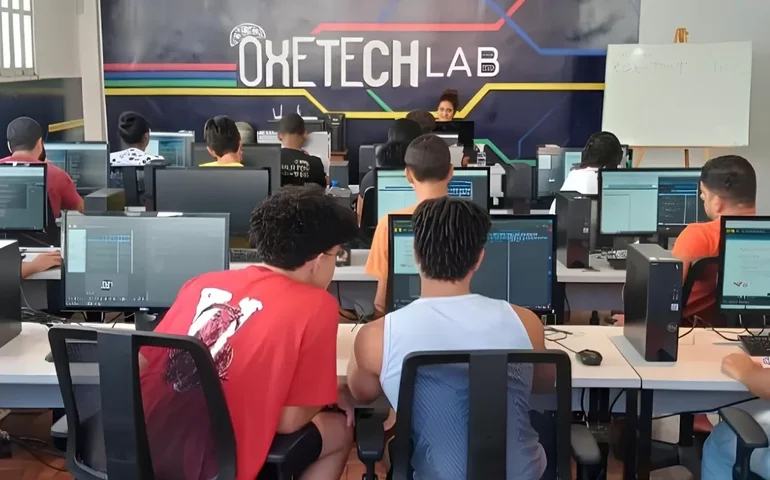 Laboratório OxeTech Penedo abre cursos gratuitos de informática básica e avançada