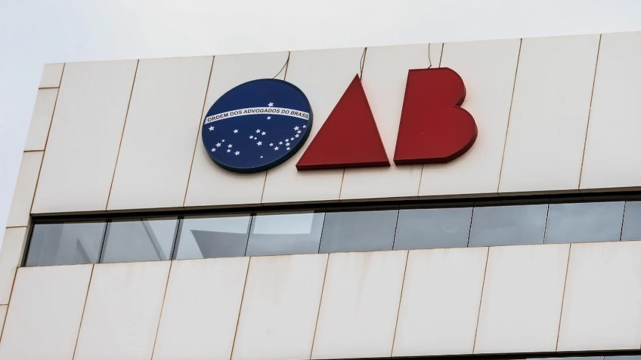 OAB sinaliza que irá ajuizar ADI no Supremo para contestar PEC dos Precatórios