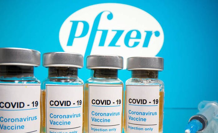 farmacêutica é a primeira a anunciar dados bem-sucedidos de um ensaio clínico em larga escala de uma candidata à vacina contra o coronavírus