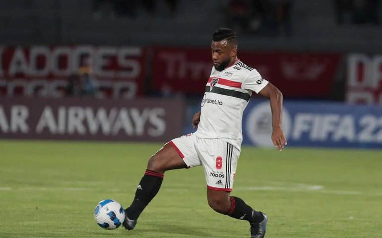 Luan volta aos treinamentos e adianta fase de recuperação no São Paulo