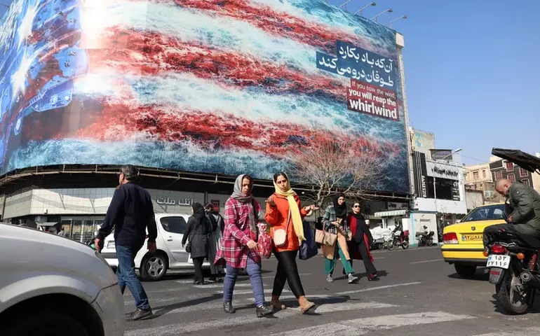 EUA aplicam novas sanções contra Irã na véspera de negociações