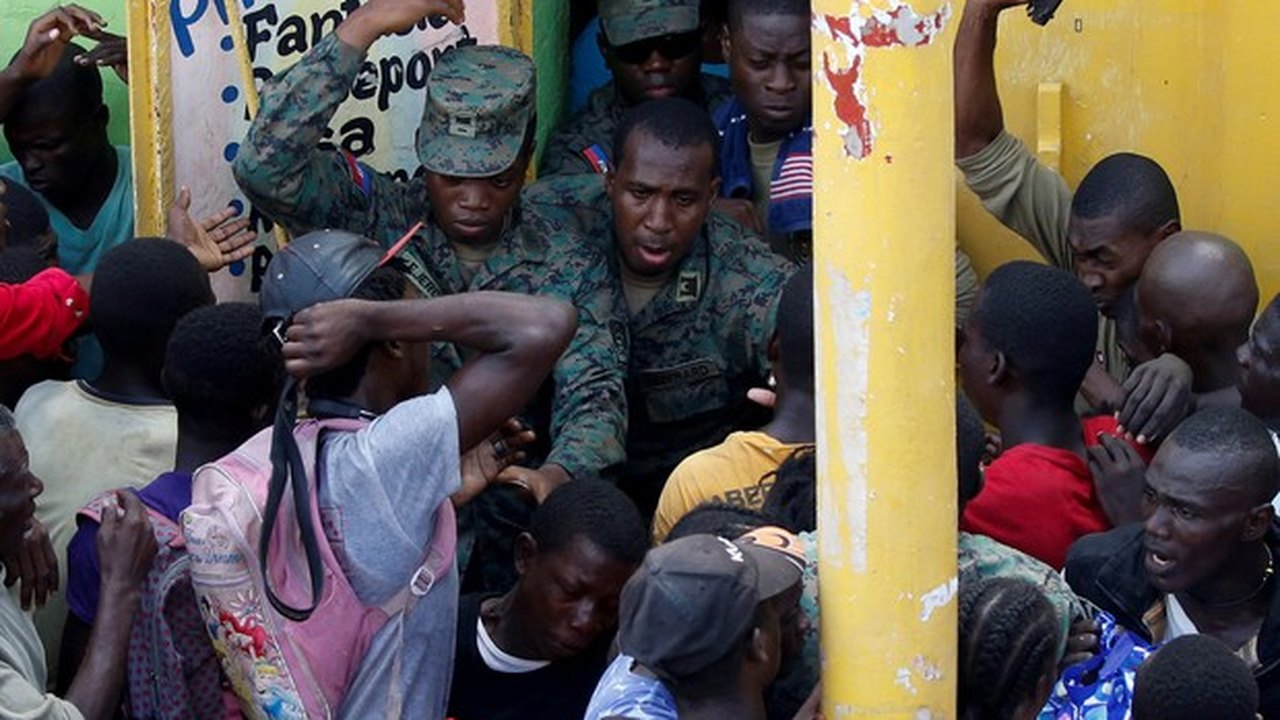 ONU teme cólera no Haiti e diz que protestos atrasam socorro