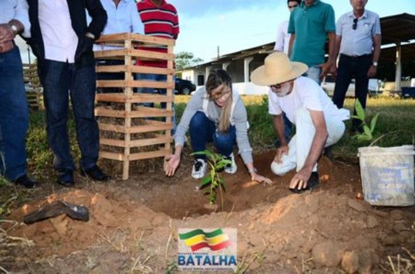 Prefeita Marina Dantas participa do lançamento da Expo Bacia Leiteira 2017