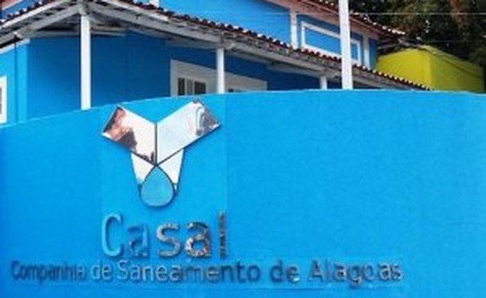 Técnicos da Casal trabalham para normalizar abastecimento em Jaraguá