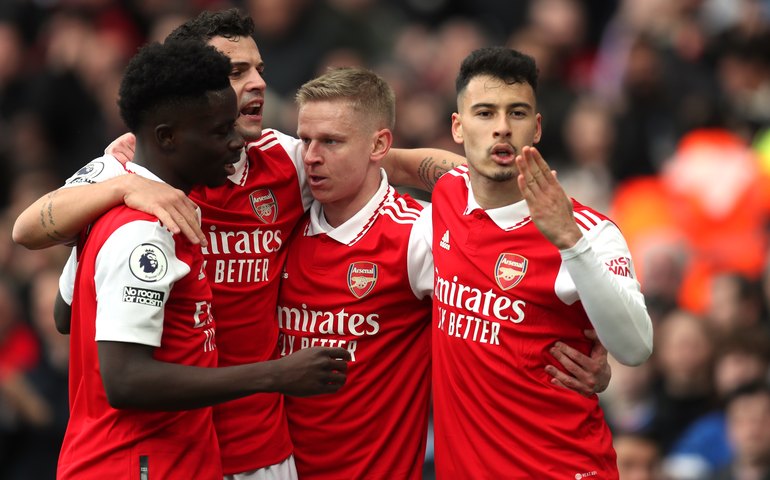Arsenal é surpreendido pelo Bournemouth, conhece a primeira derrota e fica em 3º no Inglês