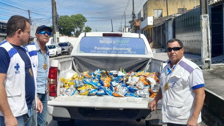 Vigilância Sanitária apreende 250 produtos vencidos no Benedito Bentes