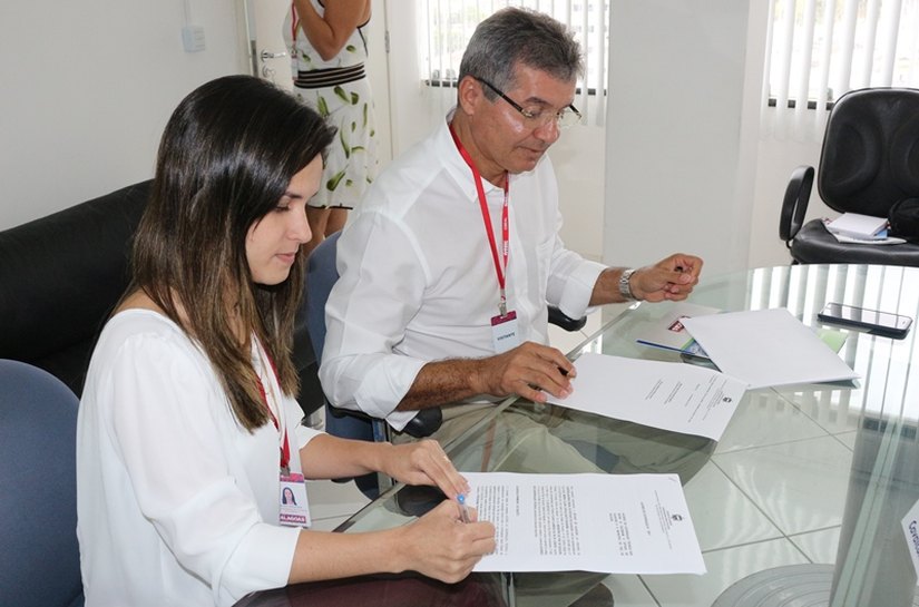 Transparência Alagoas: Prefeito Flavinho assina termo de cooperação com o Estado