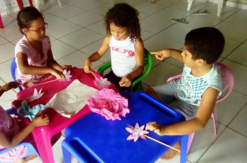 Cras desenvolve atividades com crianças no bairro do Prado