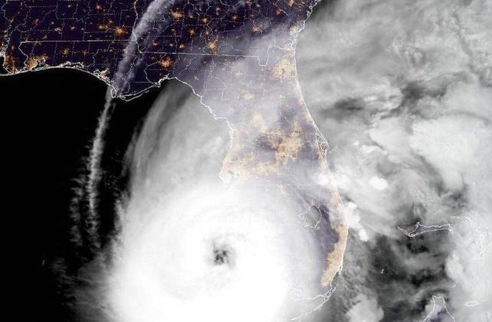 furacao-ian-28092022092805792 / Foto: HANDOUT / NOAA/GOES / AFP