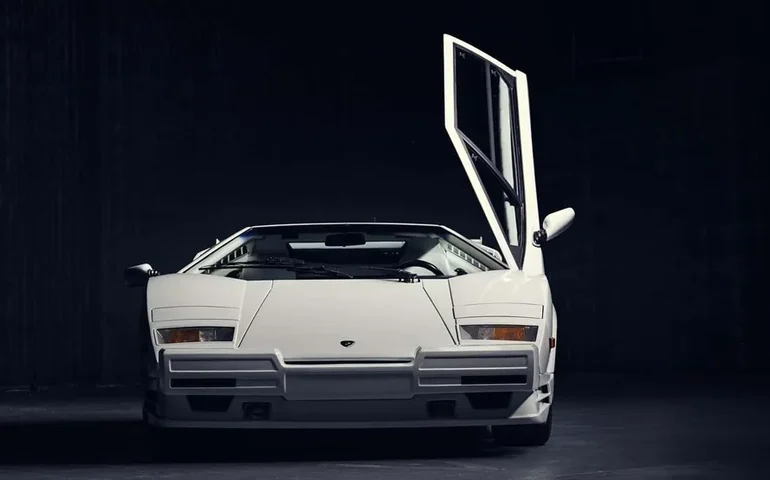 Carro de luxo do Lobo de Wall Street vai a leilão por até US$ 2 milhões