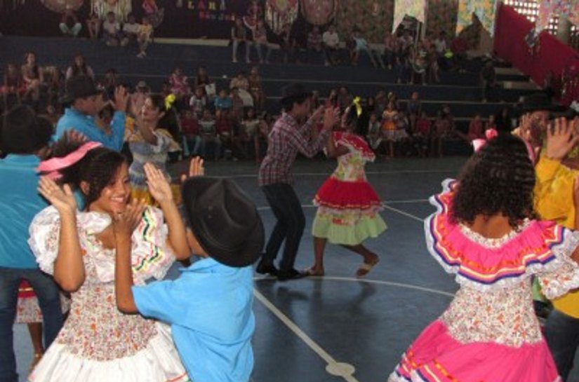 Lar São Domingos: Festa e brincadeiras no ‘Arraiá do LAR’