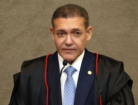 Ala do TSE vê 'atropelo' e decisão de Nunes Marques sobre 'Exército de Lula' gera clima de desconfiança dentro do Tribunal