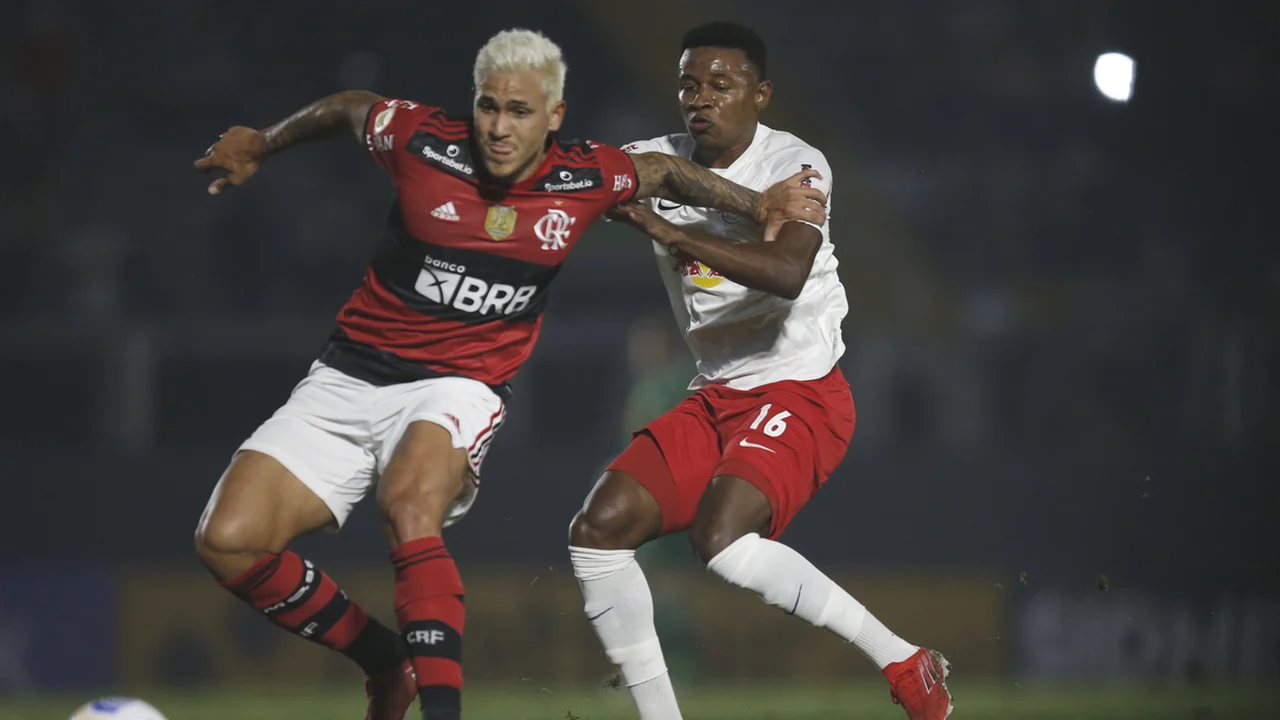 Bola de Cristal: Bragantino e Flamengo vão diminuir desvantagem para o líder Botafogo? Veja as chances da rodada