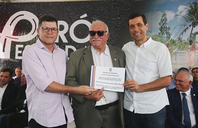 Presidente do TJAL recebe título de cidadão honorário de Cacimbinhas