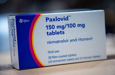 Secretaria de Saúde oferece à população antiviral que auxilia no combate à covid-19