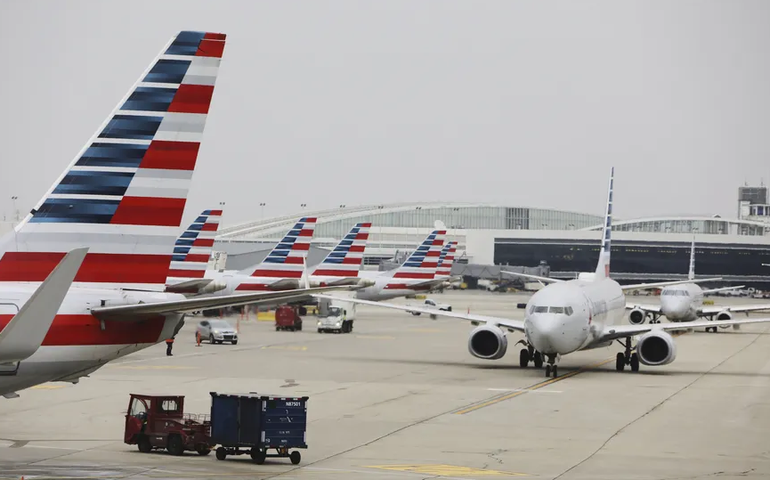 Funcionários da American Airlines são suspensos após homens negros serem expulsos de voo: 'Humilhante'